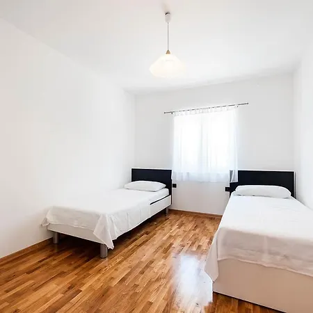 Apartment Grc Grebastica